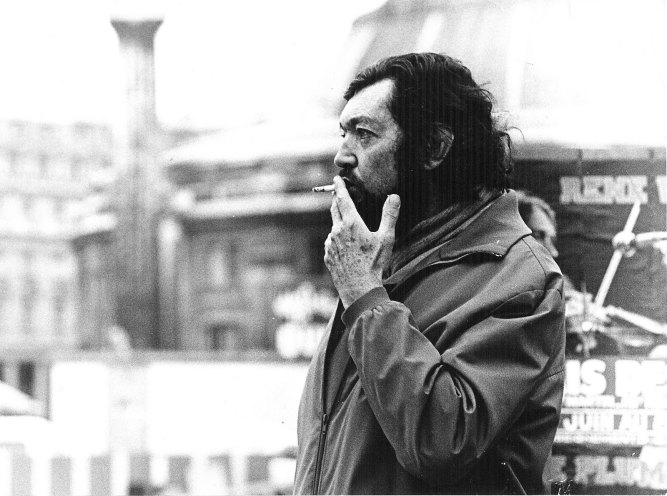Julio Cortazar - Cigarette